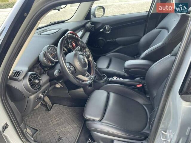 Сірий Міні Cooper, об'ємом двигуна 2 л та пробігом 61 тис. км за 23999 $, фото 12 на Automoto.ua