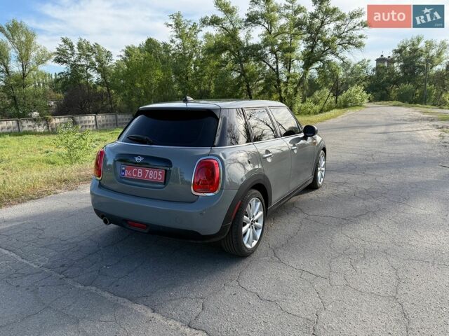 Сірий Міні Cooper, об'ємом двигуна 1.5 л та пробігом 167 тис. км за 12400 $, фото 8 на Automoto.ua