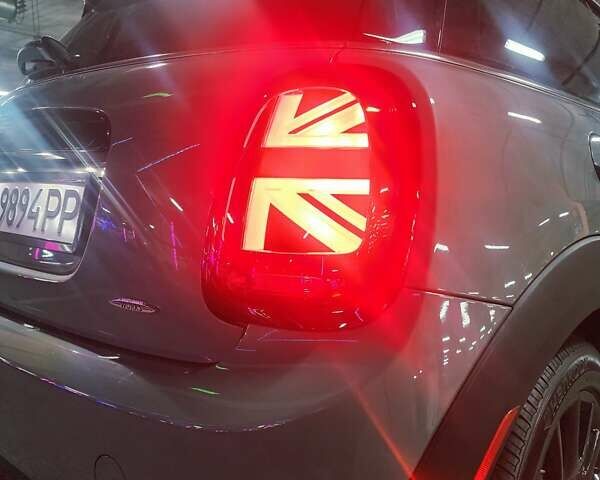 Сірий Міні Cooper, об'ємом двигуна 1.5 л та пробігом 37 тис. км за 19700 $, фото 11 на Automoto.ua