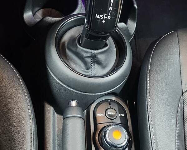 Сірий Міні Cooper, об'ємом двигуна 1.5 л та пробігом 37 тис. км за 19700 $, фото 30 на Automoto.ua