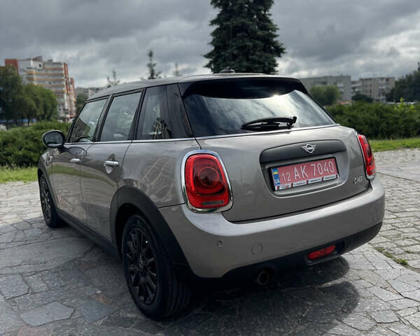Сірий Міні Cooper, об'ємом двигуна 1.5 л та пробігом 57 тис. км за 16500 $, фото 9 на Automoto.ua