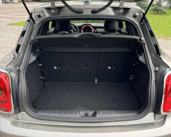 Сірий Міні Cooper, об'ємом двигуна 1.5 л та пробігом 57 тис. км за 16500 $, фото 10 на Automoto.ua