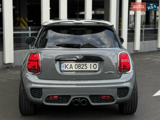 Сірий Міні Cooper, об'ємом двигуна 2 л та пробігом 53 тис. км за 22900 $, фото 19 на Automoto.ua