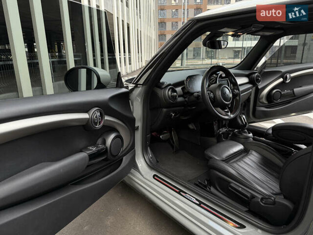 Сірий Міні Cooper, об'ємом двигуна 2 л та пробігом 53 тис. км за 22900 $, фото 27 на Automoto.ua
