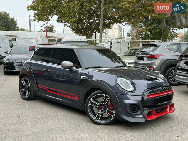 Сірий Міні Cooper, об'ємом двигуна 2 л та пробігом 28 тис. км за 44500 $, фото 1 на Automoto.ua