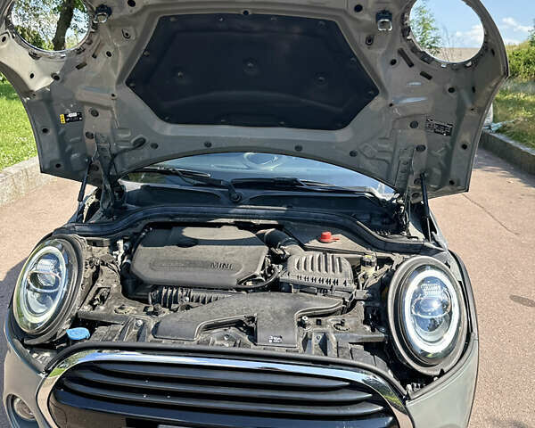 Сірий Міні Cooper, об'ємом двигуна 1.5 л та пробігом 30 тис. км за 18500 $, фото 37 на Automoto.ua