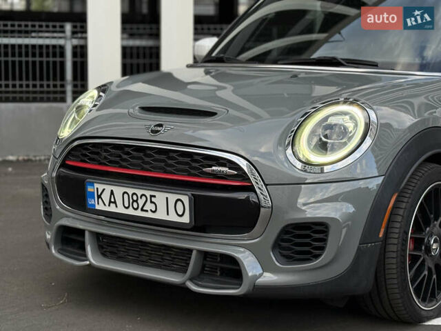 Сірий Міні Cooper, об'ємом двигуна 2 л та пробігом 53 тис. км за 22900 $, фото 12 на Automoto.ua