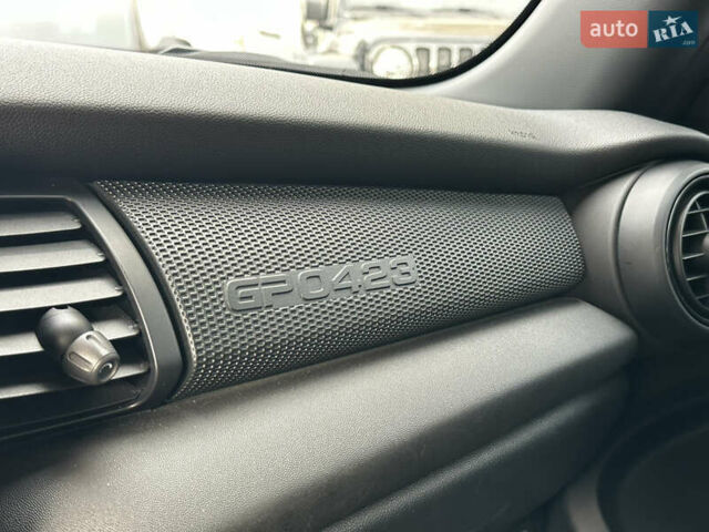 Сірий Міні Cooper, об'ємом двигуна 2 л та пробігом 28 тис. км за 44500 $, фото 31 на Automoto.ua