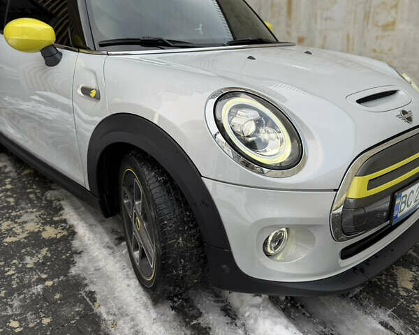 Серый Мини Купер, объемом двигателя 0 л и пробегом 85 тыс. км за 16500 $, фото 11 на Automoto.ua