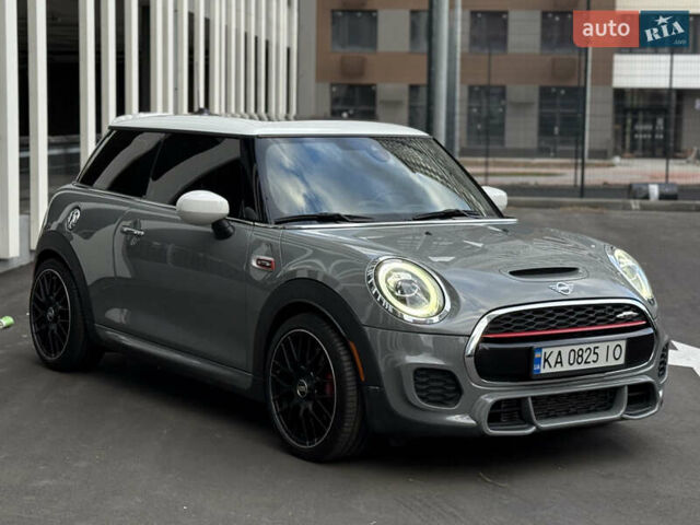 Сірий Міні Cooper, об'ємом двигуна 2 л та пробігом 53 тис. км за 22900 $, фото 5 на Automoto.ua