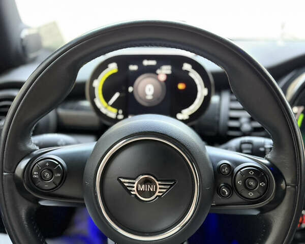 Серый Мини Купер, объемом двигателя 0 л и пробегом 85 тыс. км за 16500 $, фото 17 на Automoto.ua