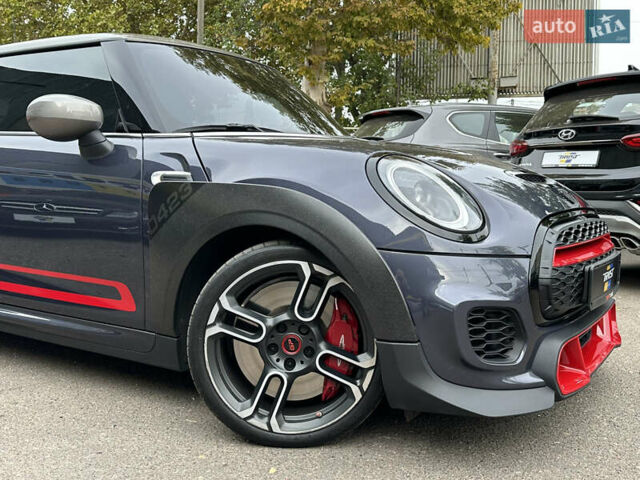 Сірий Міні Cooper, об'ємом двигуна 2 л та пробігом 28 тис. км за 44500 $, фото 3 на Automoto.ua