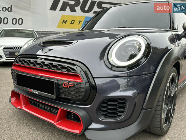 Сірий Міні Cooper, об'ємом двигуна 2 л та пробігом 28 тис. км за 44500 $, фото 7 на Automoto.ua