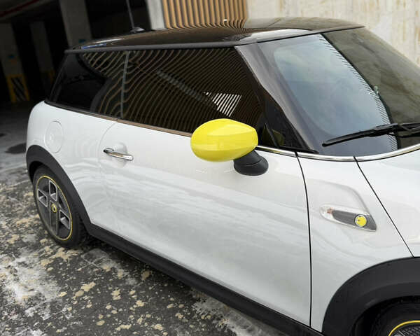 Серый Мини Купер, объемом двигателя 0 л и пробегом 85 тыс. км за 16500 $, фото 10 на Automoto.ua