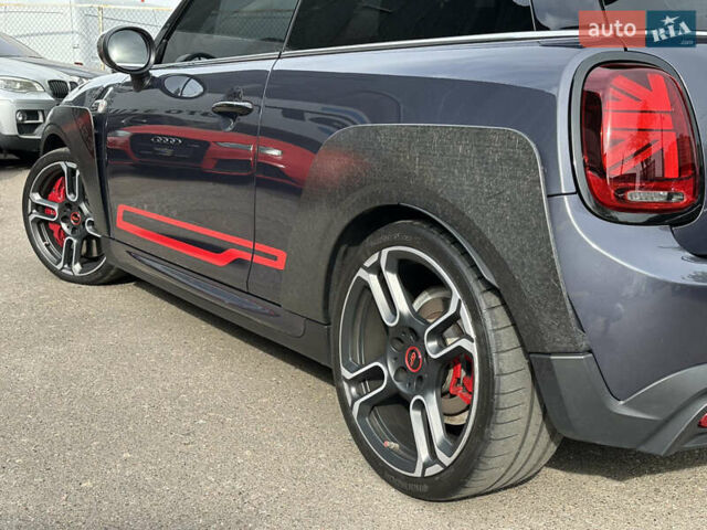 Сірий Міні Cooper, об'ємом двигуна 2 л та пробігом 28 тис. км за 44500 $, фото 18 на Automoto.ua