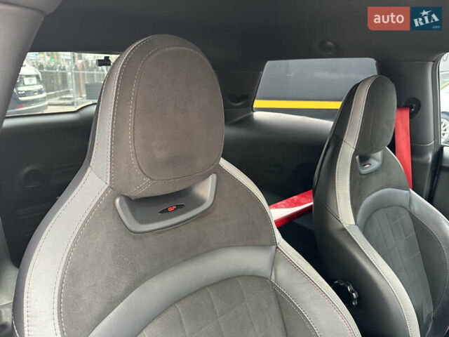 Сірий Міні Cooper, об'ємом двигуна 2 л та пробігом 28 тис. км за 44500 $, фото 36 на Automoto.ua