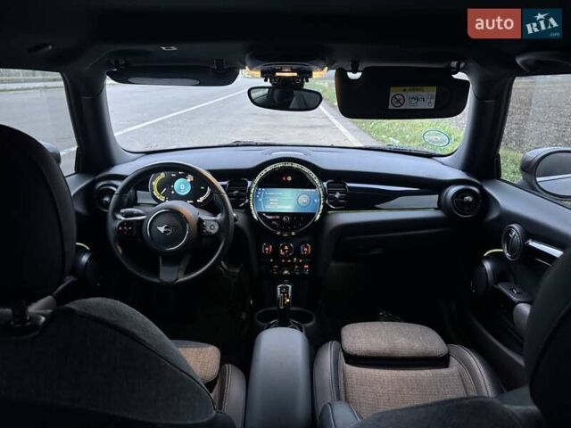 Сірий Міні Cooper, об'ємом двигуна 0 л та пробігом 33 тис. км за 16500 $, фото 9 на Automoto.ua