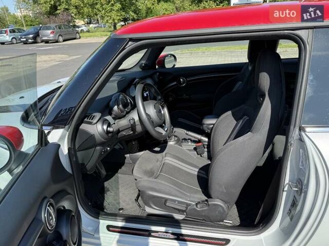 Сірий Міні Cooper, об'ємом двигуна 2 л та пробігом 47 тис. км за 28500 $, фото 21 на Automoto.ua