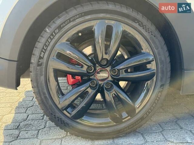 Сірий Міні Cooper, об'ємом двигуна 2 л та пробігом 47 тис. км за 28500 $, фото 10 на Automoto.ua