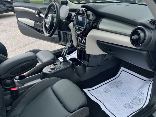 Сірий Міні Cooper, об'ємом двигуна 0 л та пробігом 24 тис. км за 8000 $, фото 9 на Automoto.ua