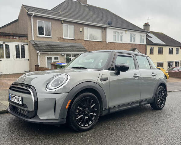 Серый Мини Купер, объемом двигателя 1.5 л и пробегом 10 тыс. км за 14700 $, фото 1 на Automoto.ua