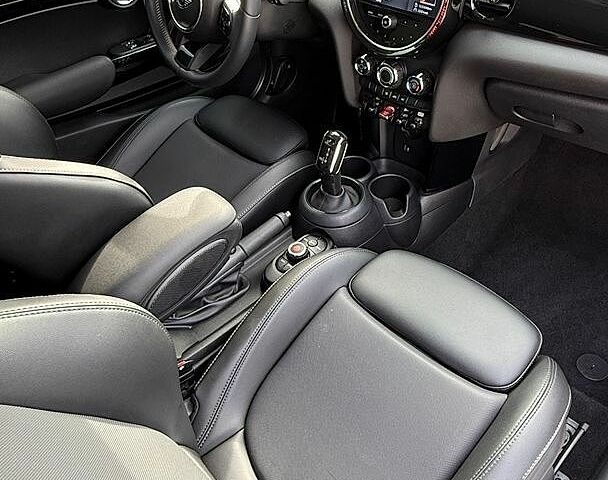 Серый Мини Купер, объемом двигателя 2 л и пробегом 24 тыс. км за 22800 $, фото 24 на Automoto.ua