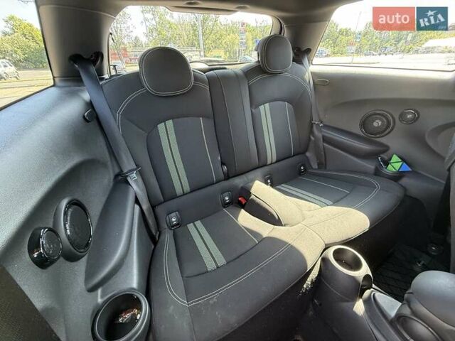 Сірий Міні Cooper, об'ємом двигуна 2 л та пробігом 47 тис. км за 28500 $, фото 18 на Automoto.ua