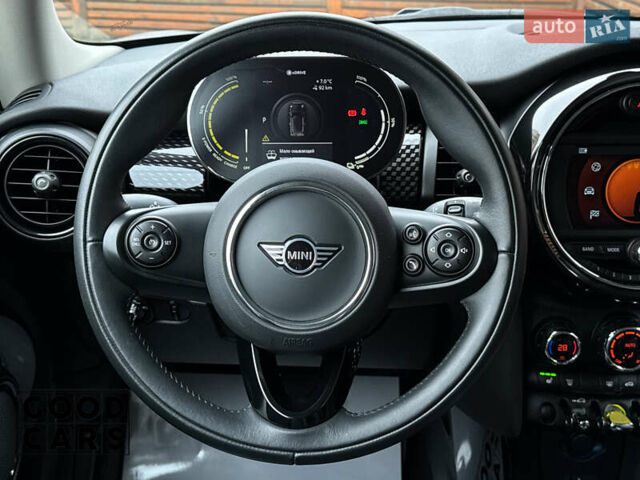 Сірий Міні Cooper, об'ємом двигуна 0 л та пробігом 21 тис. км за 20000 $, фото 28 на Automoto.ua