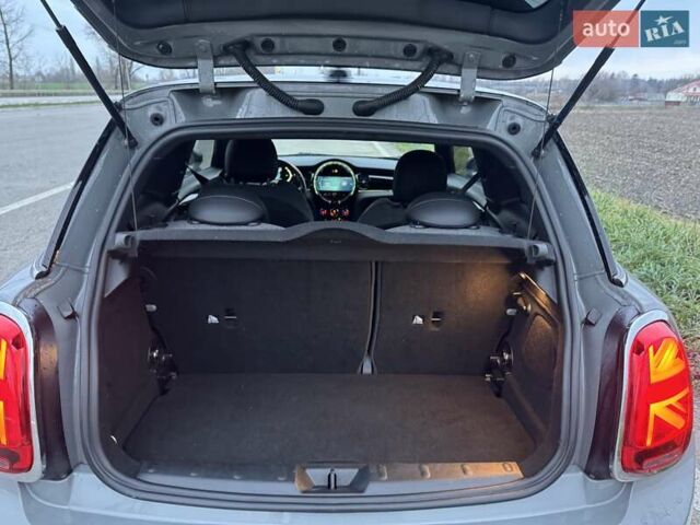 Сірий Міні Cooper, об'ємом двигуна 0 л та пробігом 33 тис. км за 16500 $, фото 7 на Automoto.ua