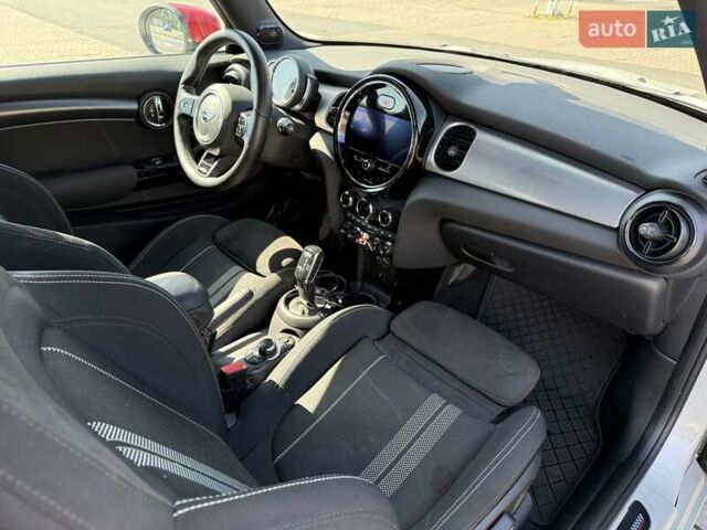 Сірий Міні Cooper, об'ємом двигуна 2 л та пробігом 47 тис. км за 28500 $, фото 14 на Automoto.ua