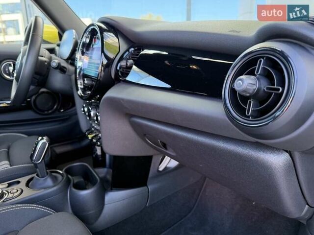 Сірий Міні Cooper, об'ємом двигуна 0 л та пробігом 9 тис. км за 18000 $, фото 34 на Automoto.ua