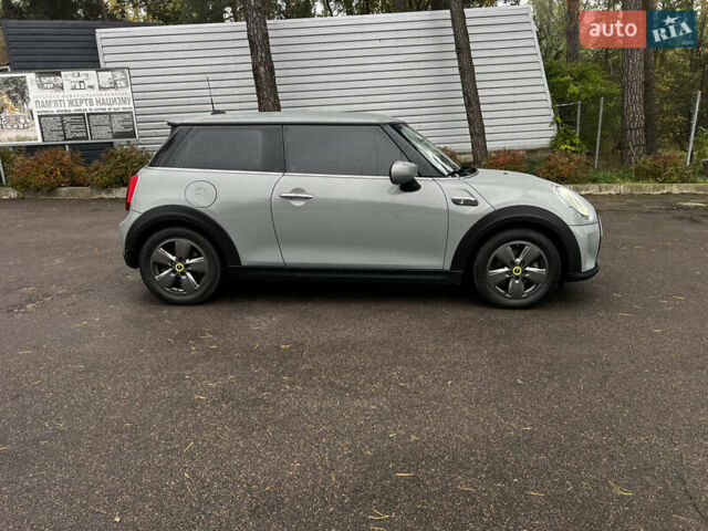 Серый Мини Купер, объемом двигателя 0 л и пробегом 41 тыс. км за 17500 $, фото 19 на Automoto.ua