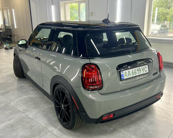 Сірий Міні Cooper, об'ємом двигуна 0 л та пробігом 23 тис. км за 22500 $, фото 9 на Automoto.ua