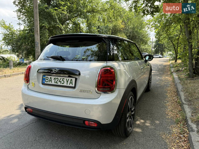 Сірий Міні Cooper, об'ємом двигуна 0 л та пробігом 45 тис. км за 20800 $, фото 9 на Automoto.ua