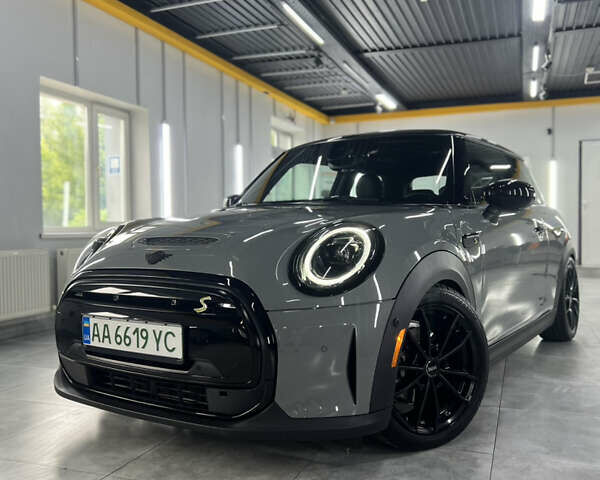 Сірий Міні Cooper, об'ємом двигуна 0 л та пробігом 23 тис. км за 22500 $, фото 10 на Automoto.ua