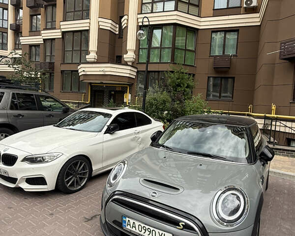 Сірий Міні Cooper, об'ємом двигуна 0 л та пробігом 60 тис. км за 19000 $, фото 7 на Automoto.ua