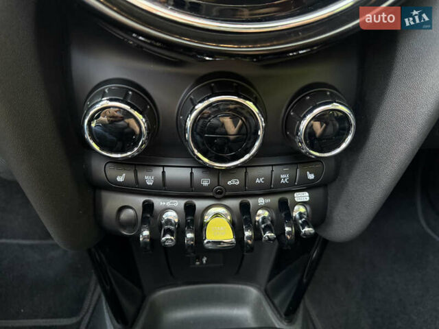 Сірий Міні Cooper, об'ємом двигуна 0 л та пробігом 45 тис. км за 20800 $, фото 28 на Automoto.ua