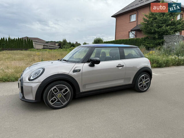 Сірий Міні Cooper, об'ємом двигуна 0 л та пробігом 18 тис. км за 24000 $, фото 15 на Automoto.ua