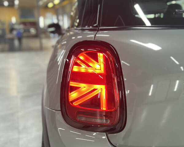 Сірий Міні Cooper, об'ємом двигуна 0 л та пробігом 23 тис. км за 22500 $, фото 12 на Automoto.ua