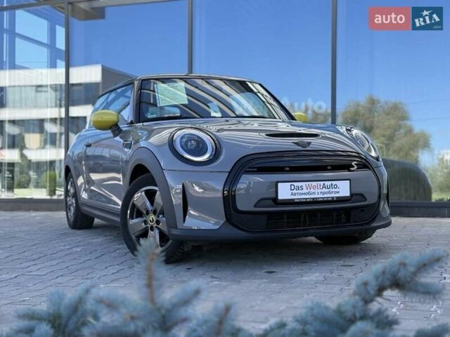 Сірий Міні Cooper, об'ємом двигуна 0 л та пробігом 9 тис. км за 18000 $, фото 5 на Automoto.ua