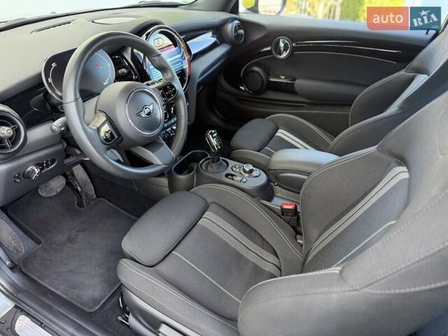 Сірий Міні Cooper, об'ємом двигуна 0 л та пробігом 9 тис. км за 18000 $, фото 38 на Automoto.ua