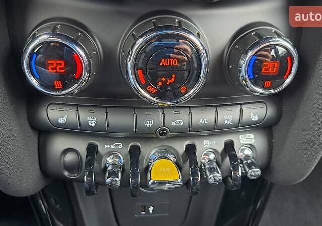 Сірий Міні Cooper, об'ємом двигуна 0 л та пробігом 9 тис. км за 18600 $, фото 17 на Automoto.ua