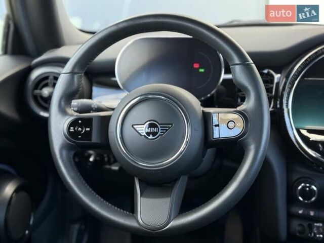 Сірий Міні Cooper, об'ємом двигуна 0 л та пробігом 9 тис. км за 18000 $, фото 35 на Automoto.ua