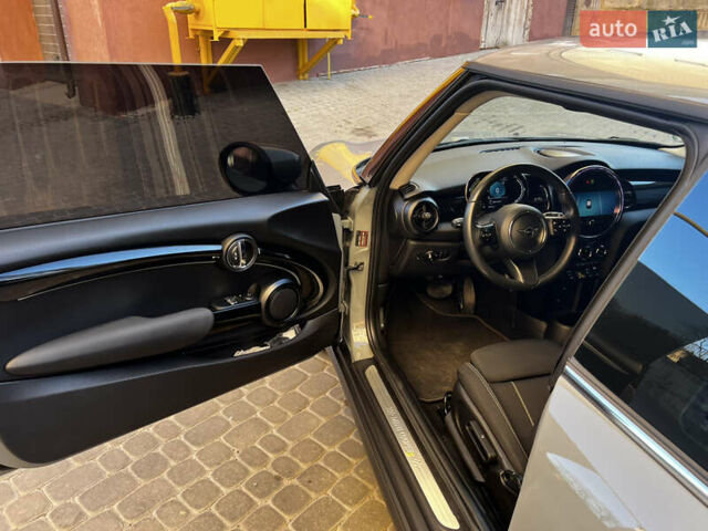 Серый Мини Купер, объемом двигателя 0 л и пробегом 41 тыс. км за 17500 $, фото 12 на Automoto.ua