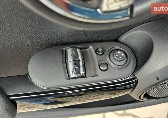 Сірий Міні Cooper, об'ємом двигуна 0 л та пробігом 9 тис. км за 18600 $, фото 13 на Automoto.ua