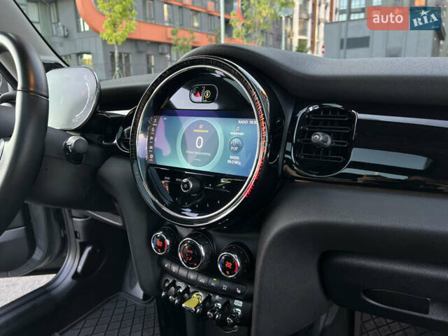 Сірий Міні Cooper, об'ємом двигуна 0 л та пробігом 13 тис. км за 16000 $, фото 30 на Automoto.ua