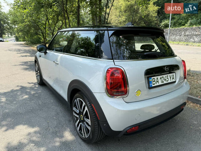 Сірий Міні Cooper, об'ємом двигуна 0 л та пробігом 45 тис. км за 20800 $, фото 14 на Automoto.ua