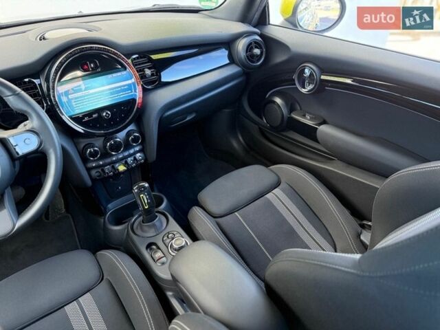 Сірий Міні Cooper, об'ємом двигуна 0 л та пробігом 9 тис. км за 18500 $, фото 38 на Automoto.ua