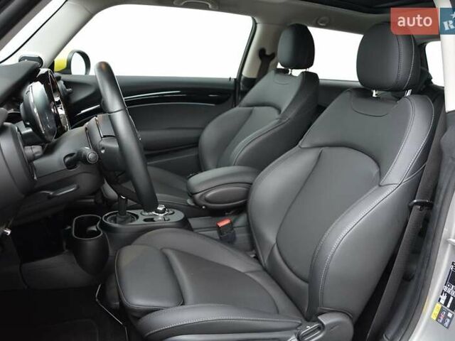 Сірий Міні Cooper, об'ємом двигуна 0 л та пробігом 11 тис. км за 20877 $, фото 3 на Automoto.ua