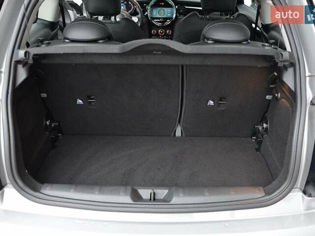 Сірий Міні Cooper, об'ємом двигуна 0 л та пробігом 11 тис. км за 20877 $, фото 8 на Automoto.ua